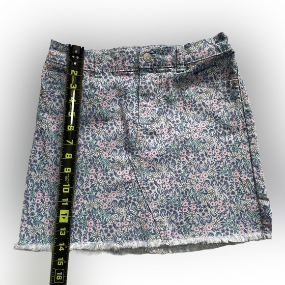 Cat & Jack Girl's Floral Print Jean Skirt Size:L (10/12). - Picture 3 of 5
